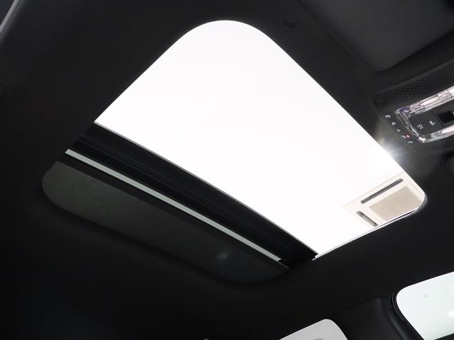 Mercedes Benz A-CLASS 2019-11 20412-2
