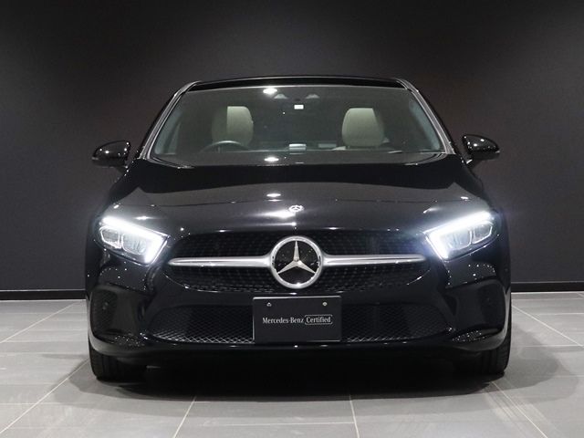 Mercedes Benz A-CLASS 2019-11 20412-6