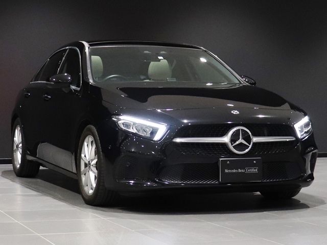 Mercedes Benz A-CLASS 2019-11 20412-7
