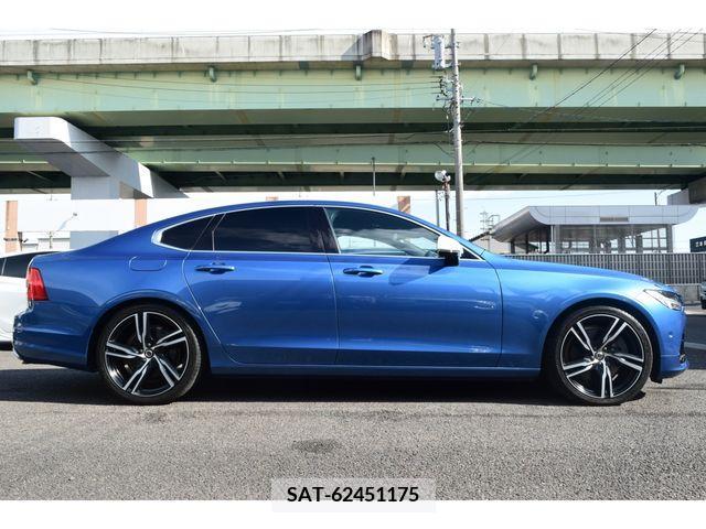 Volvo S90 2017-09 254436-7