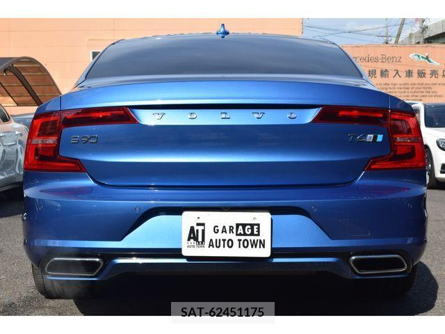 Volvo S90 2017-09 254436-4