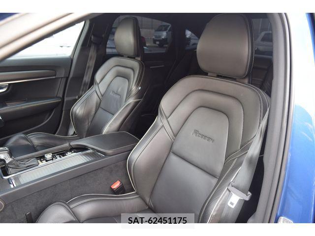 Volvo S90 2017-09 254436-13