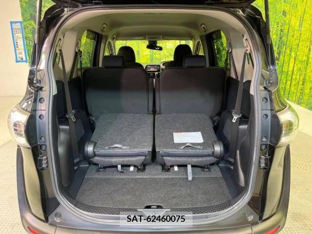 Toyota SIENTA 2016-10 314637-11