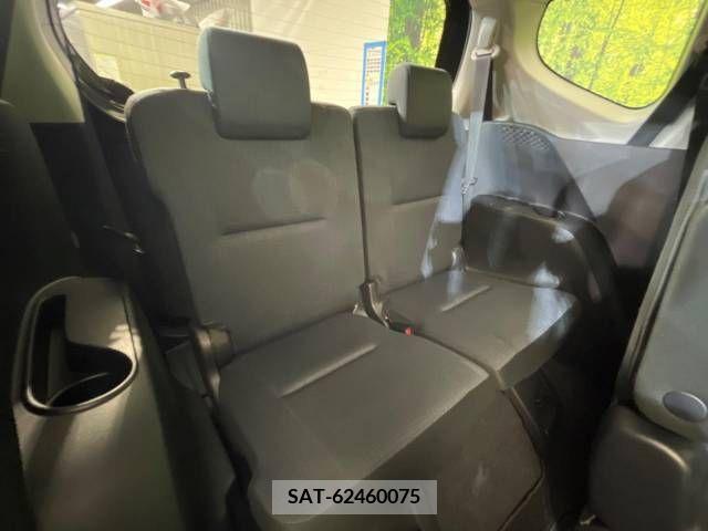 Toyota SIENTA 2016-10 314637-10