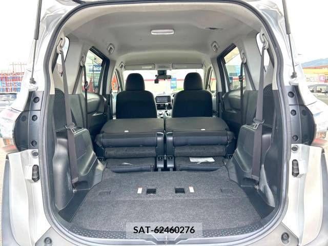 Toyota SIENTA 2016-03 368218-13