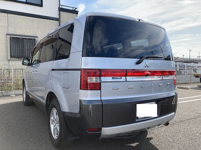 Mitsubishi DELICA D5 2012-05 19601-6