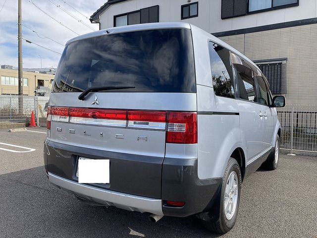 Mitsubishi DELICA D5 2012-05 19601-4