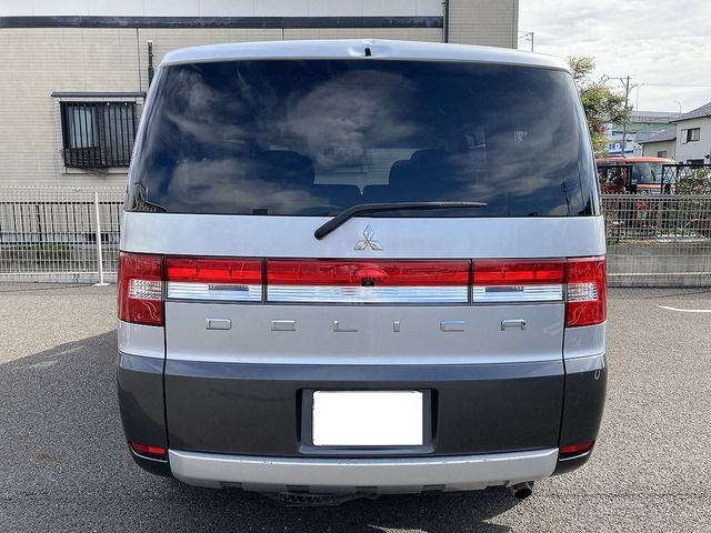 Mitsubishi DELICA D5 2012-05 19601-5