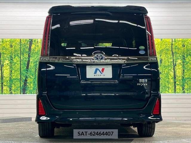 Toyota NOAH HYBRID 2019-05 214075-15