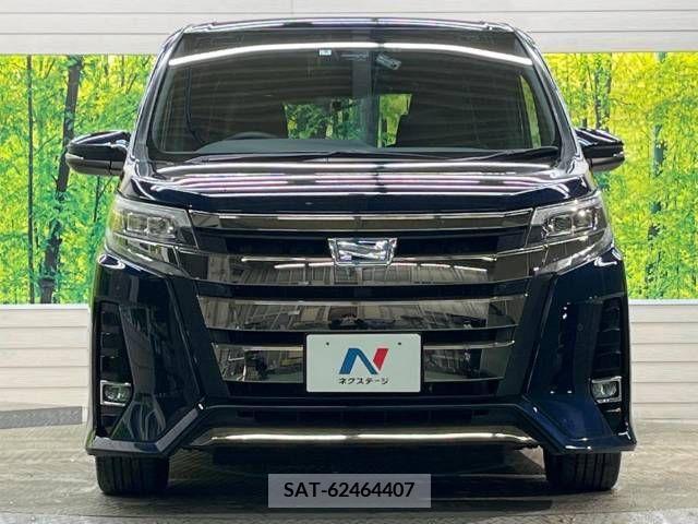 Toyota NOAH HYBRID 2019-05 214075-14