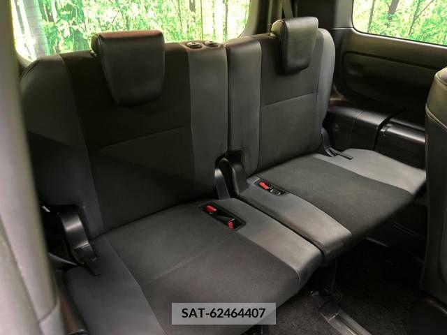 Toyota NOAH HYBRID 2019-05 214075-9