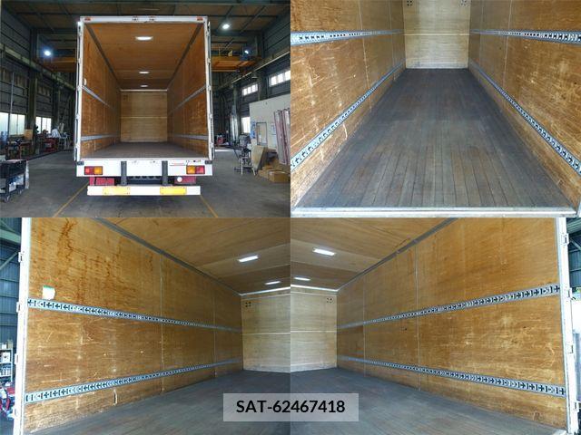 Isuzu FORWARD 2008-10 270292-7