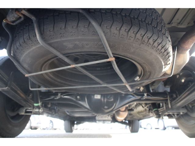 Toyota HIACE VAN 2018-08 183599-26
