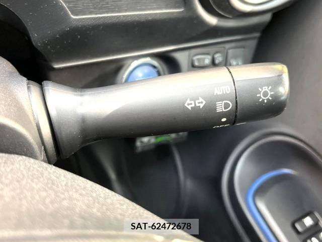 Toyota AQUA 2014-02 250675-7