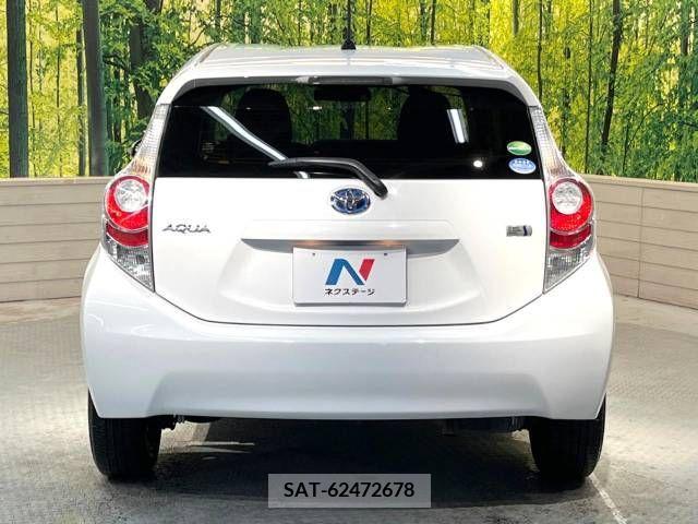 Toyota AQUA 2014-02 250675-16