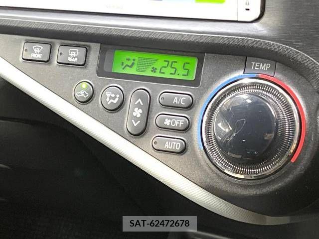 Toyota AQUA 2014-02 250675-4