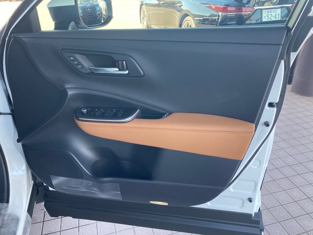 Toyota CROWN 2023-05 4019-12