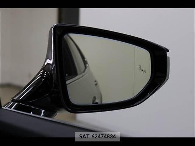 Lexus UX 2019-07 275930-2