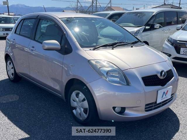 Toyota VITZ 2006-11 256166-16