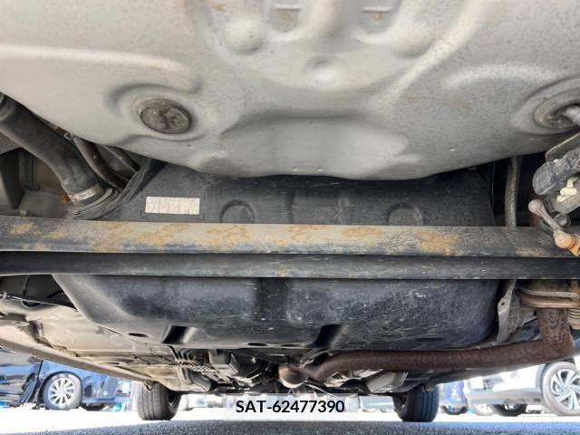 Toyota VITZ 2006-11 256166-19