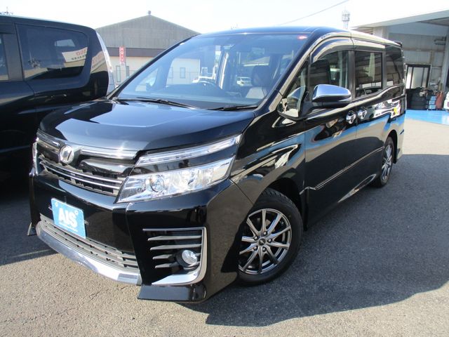 Toyota VOXY 2016-03 20696-0
