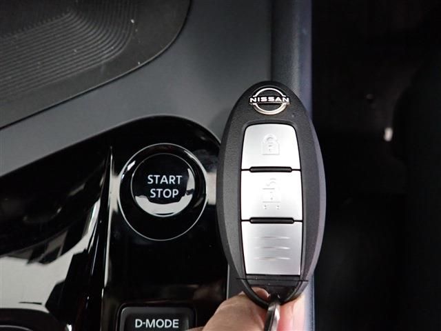 Nissan NOTE 2021-10 15090-7