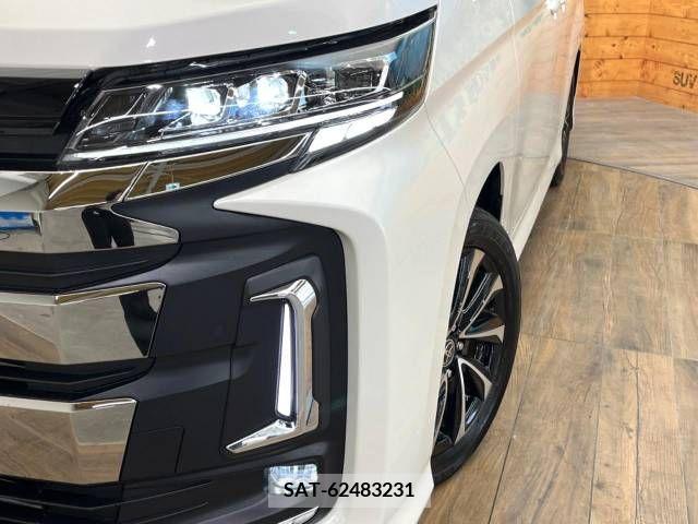 Toyota NOAH 2023-04 365099-13