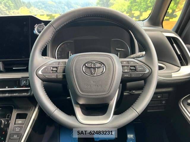 Toyota NOAH 2023-04 365099-12