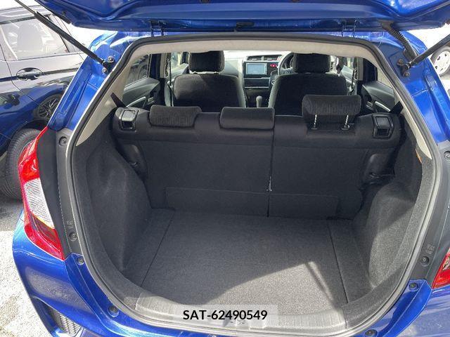 Honda FIT 2016-05 233948-7