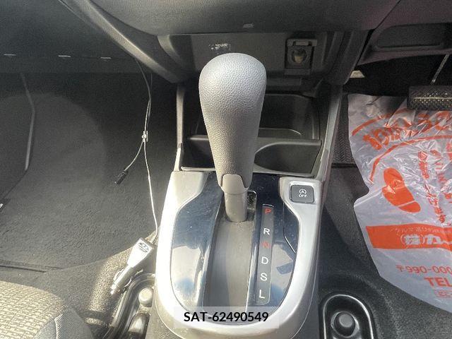 Honda FIT 2016-05 233948-14