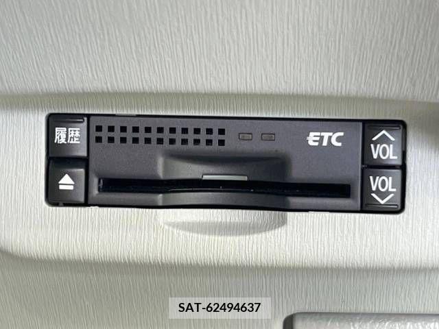 Toyota PRIUS 2009-10 366519-7