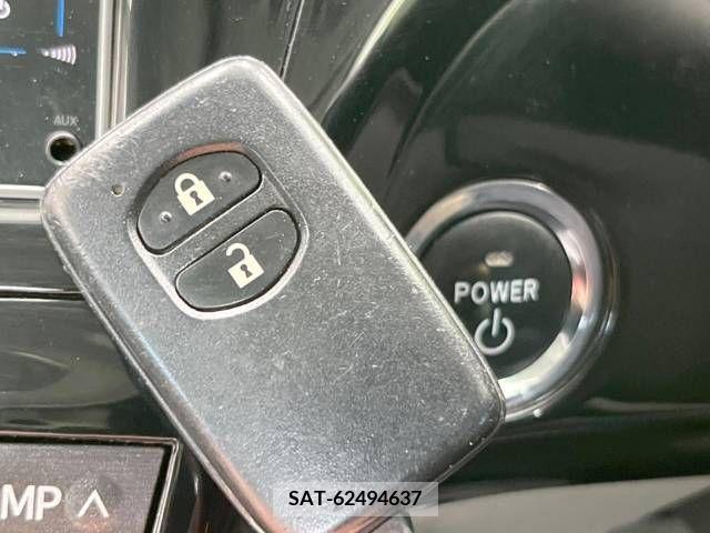 Toyota PRIUS 2009-10 366519-6