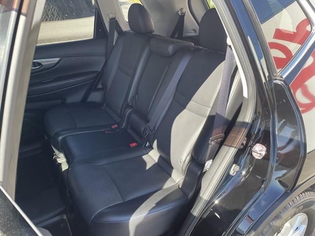 Nissan X-TRAIL 2014-01 17875-23