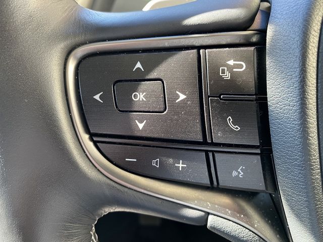 Lexus ES 2019-01 16434-13