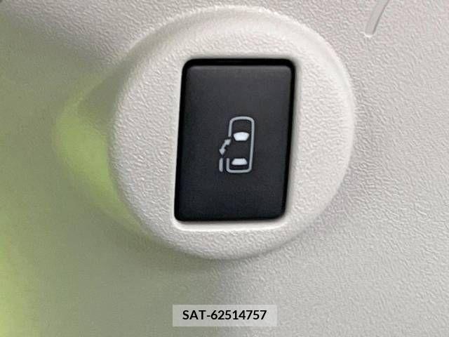 Toyota PORTE 2014-03 313682-4