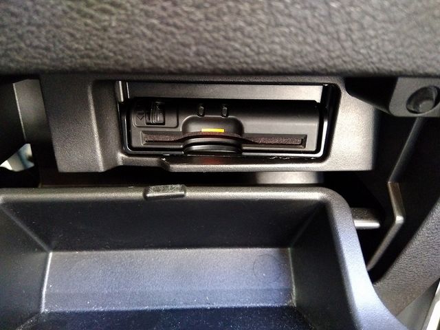 Nissan SERENA 2018-05 188503-10