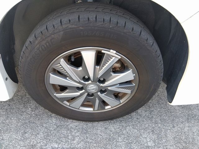 Nissan SERENA 2018-05 188503-25