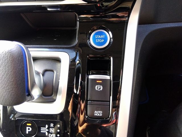 Nissan SERENA 2018-05 188503-8