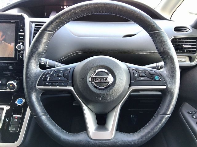 Nissan SERENA 2018-05 188503-19