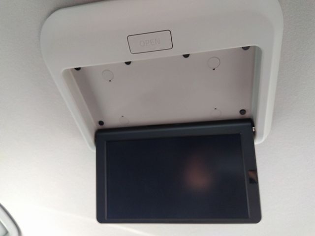 Nissan SERENA 2018-05 188503-11