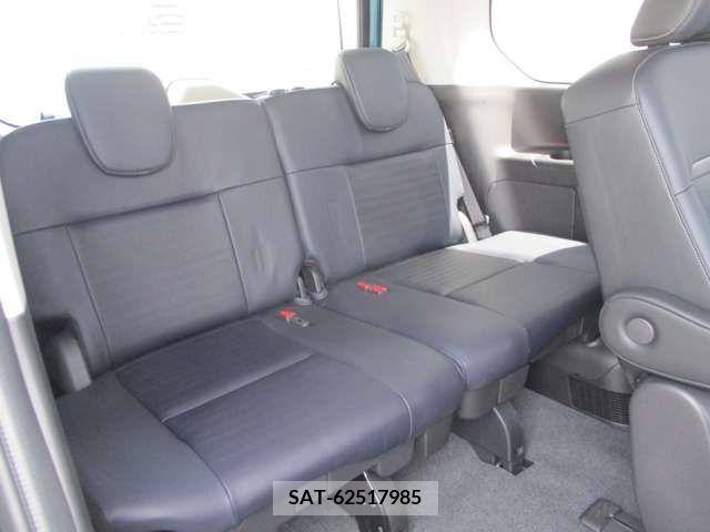 Nissan SERENA 2023-07 333039-14