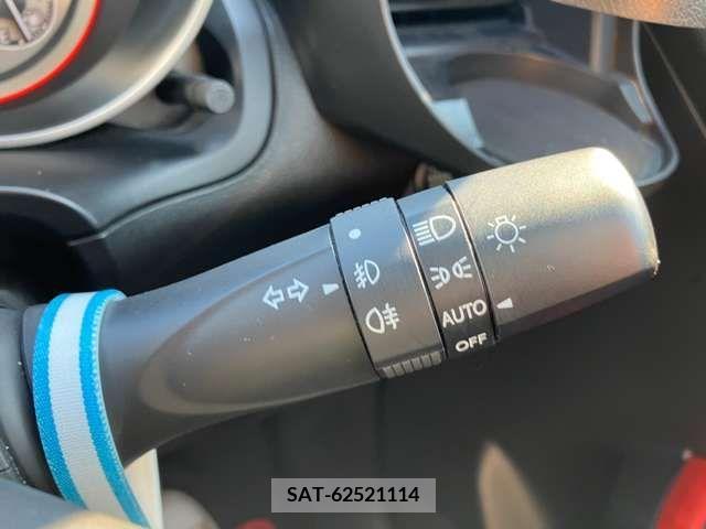 Suzuki SWIFT 2017-10 369049-11