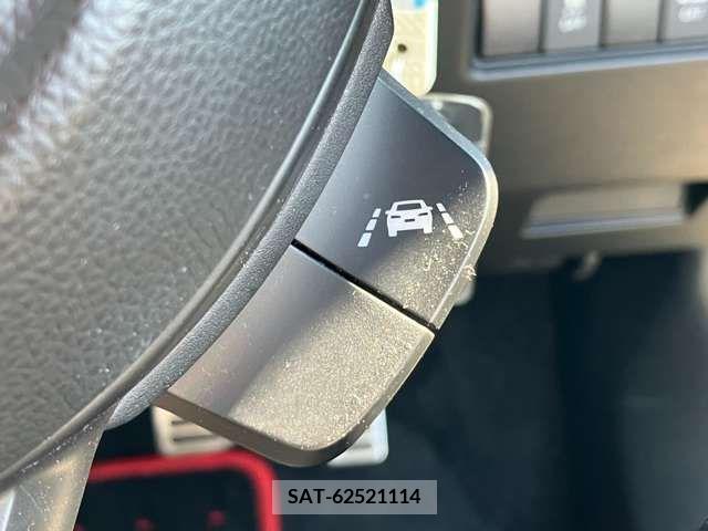 Suzuki SWIFT 2017-10 369049-10