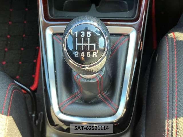 Suzuki SWIFT 2017-10 369049-14
