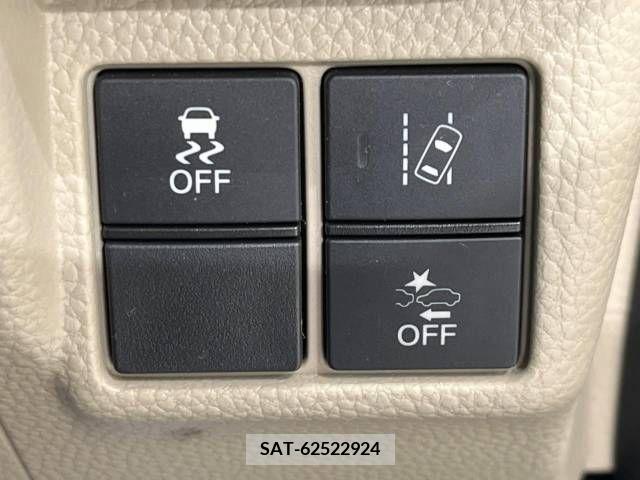 Honda N BOX 2018-01 278632-5