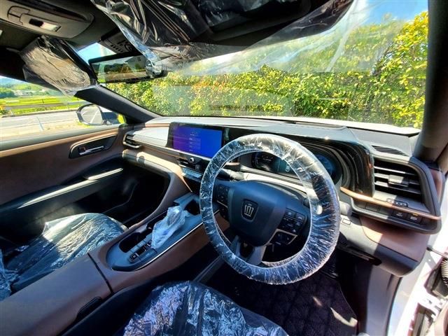 Toyota CROWN 2023-06 4242-6