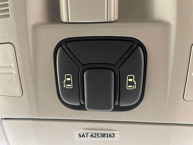 Toyota ALPHARD 2013-11 379000-5