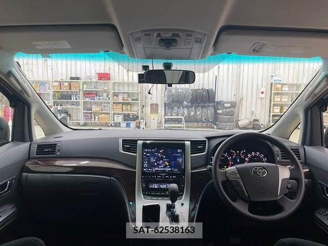 Toyota ALPHARD 2013-11 379000-1