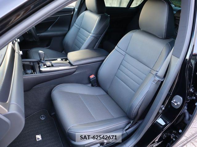 Lexus GS 2019-10 275302-9