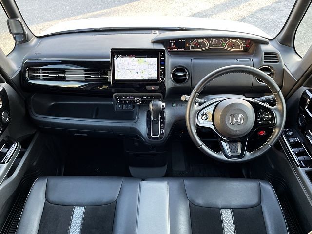 Honda N BOX 2020-12 186586-1